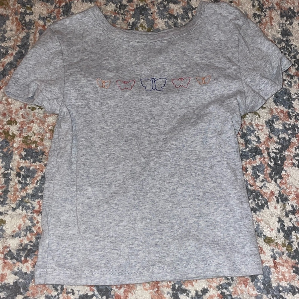 Grey top